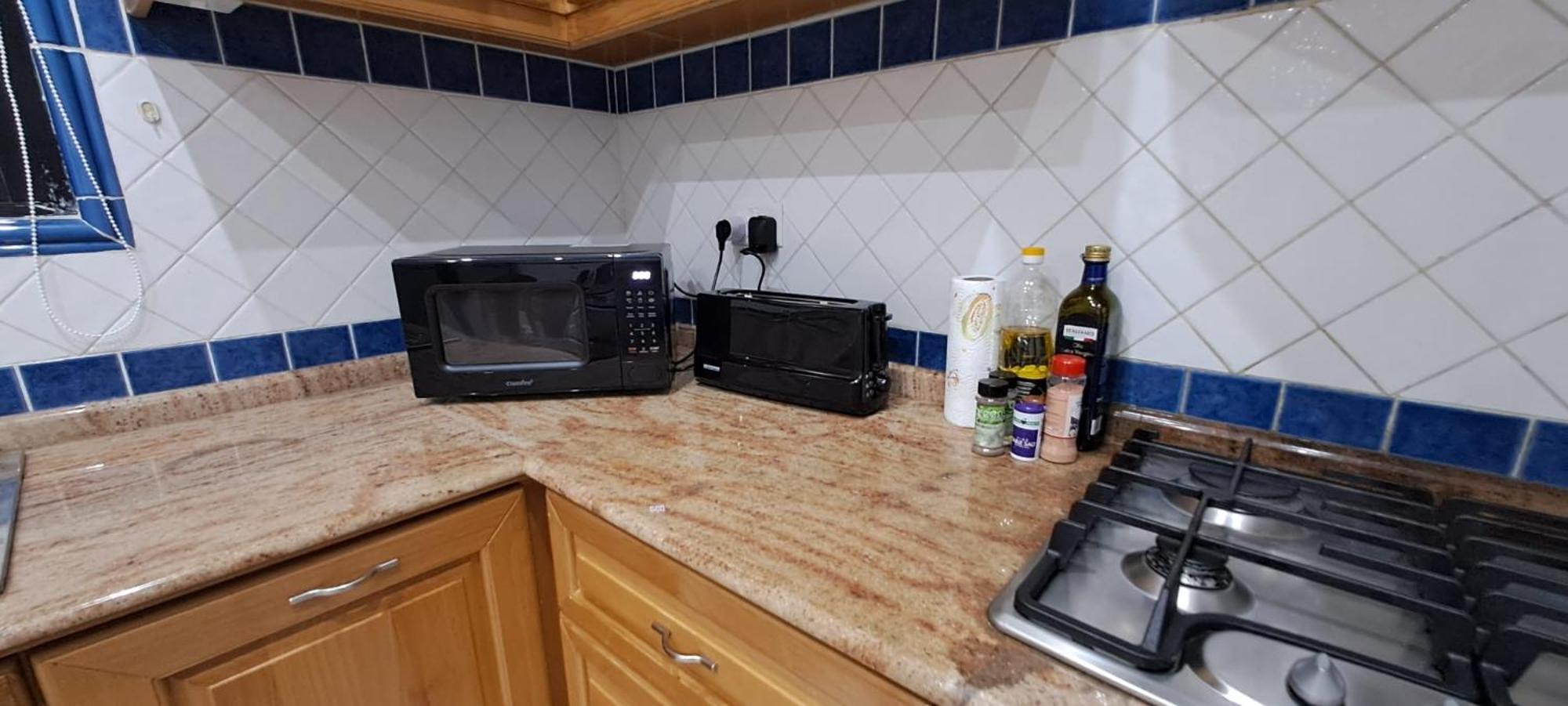 Semesterbostad Spacious Getaway In With Terrace & Garage Attard