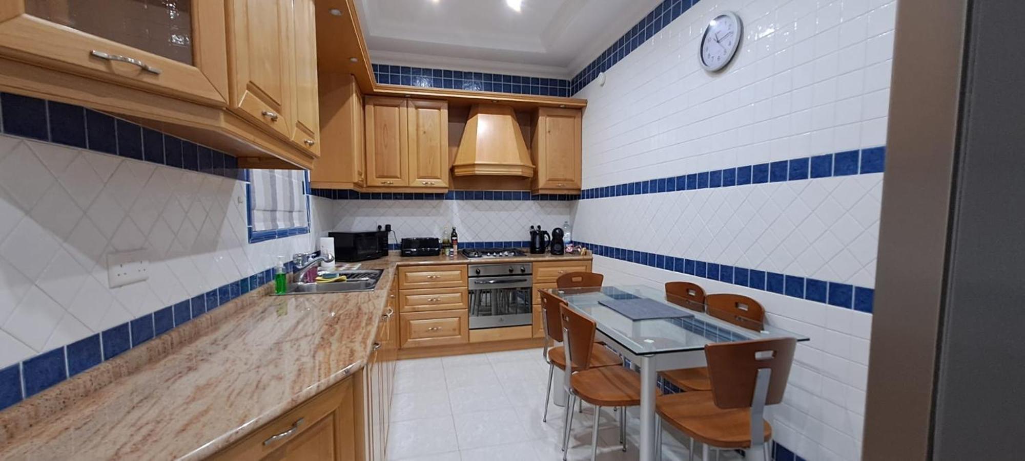 Spacious Getaway In With Terrace & Garage * Attard